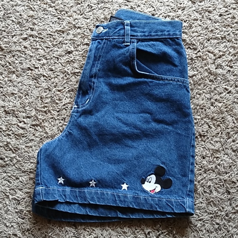 Disney Unlimited Jerry Leigh vintage shorts